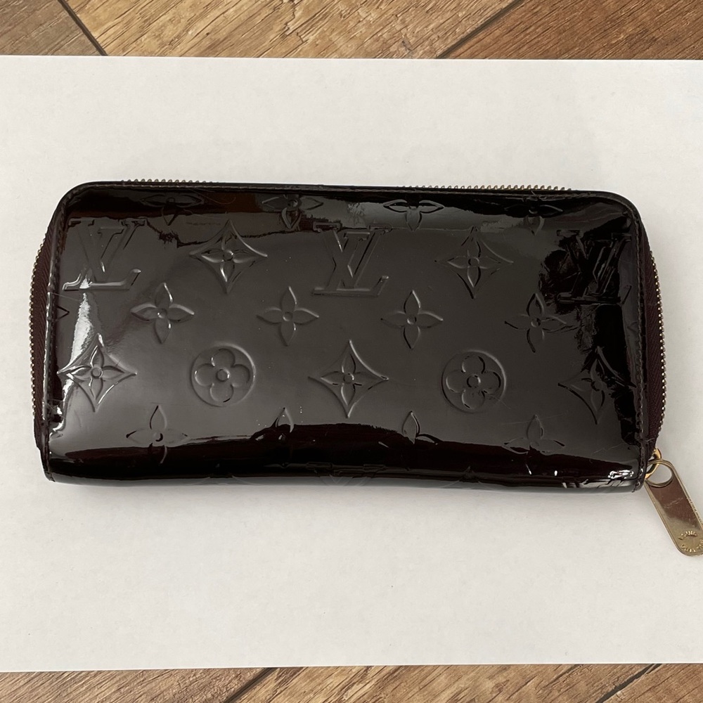 Louis Vuitton « Zippy Wallet Monogram Vernis»